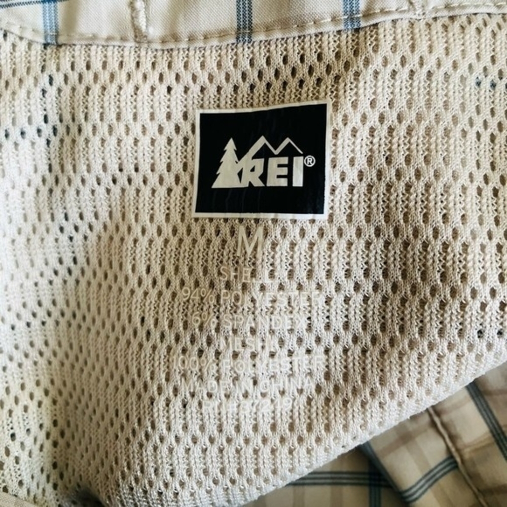 REI Men's Plaid Hiking Shirt M Long Sleeve Tan Blue Wrinkle Resistant VG - Picture 5 of 7